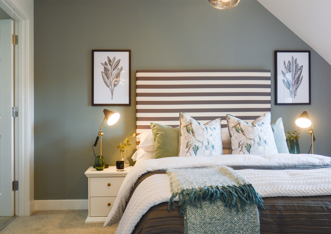 Springfield Properties New Homes - Blairgowrie, Kinloch Gardens Development | Master Bedroom