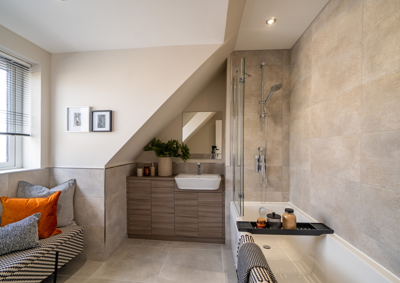 DD Culbin Bathroom A 1920