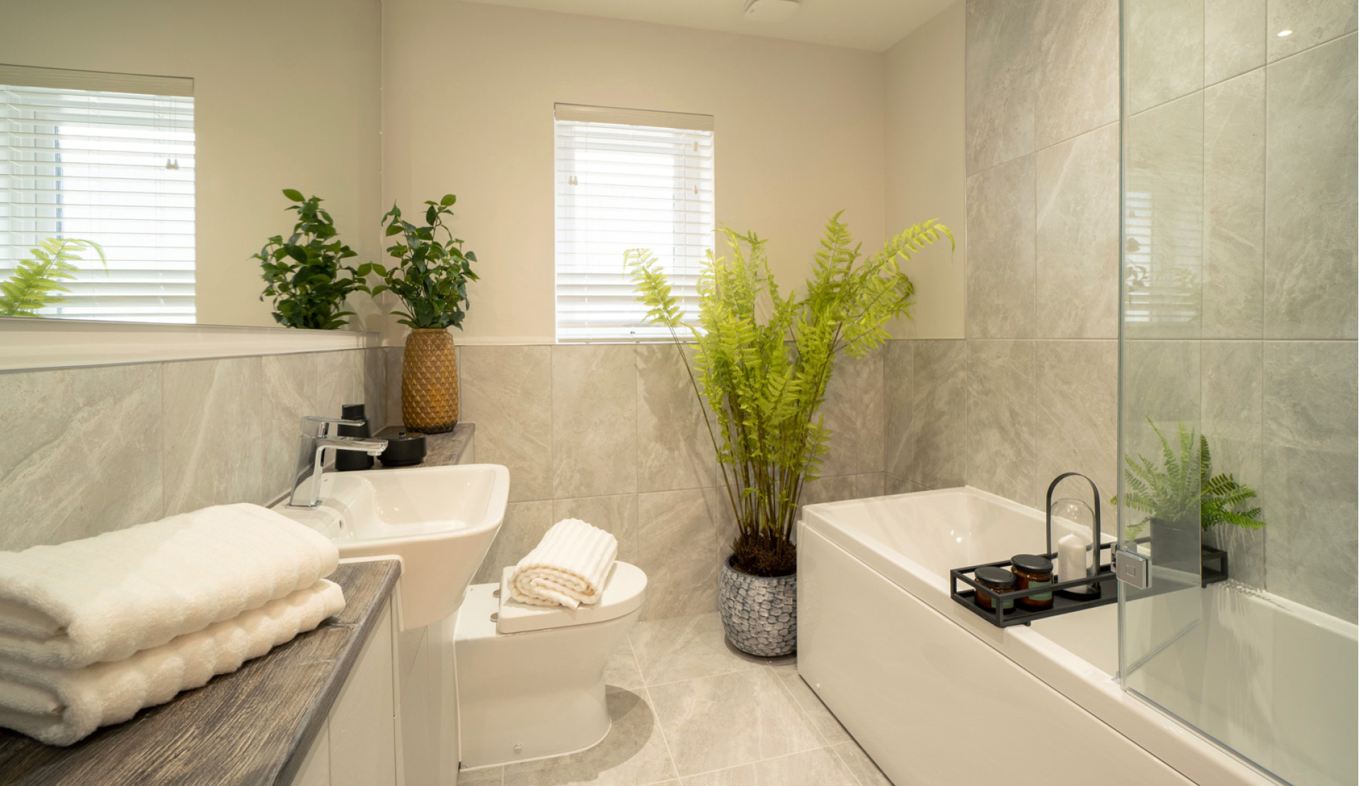 Kincraig show home - bathroom