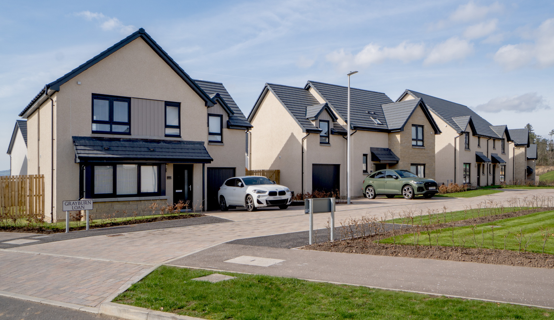 Street Scene L DSC00877