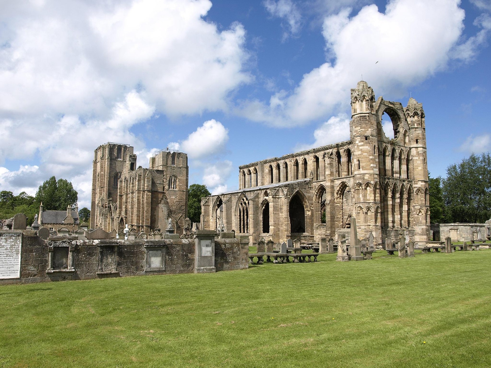 Landscape view of Elgin Cathedral